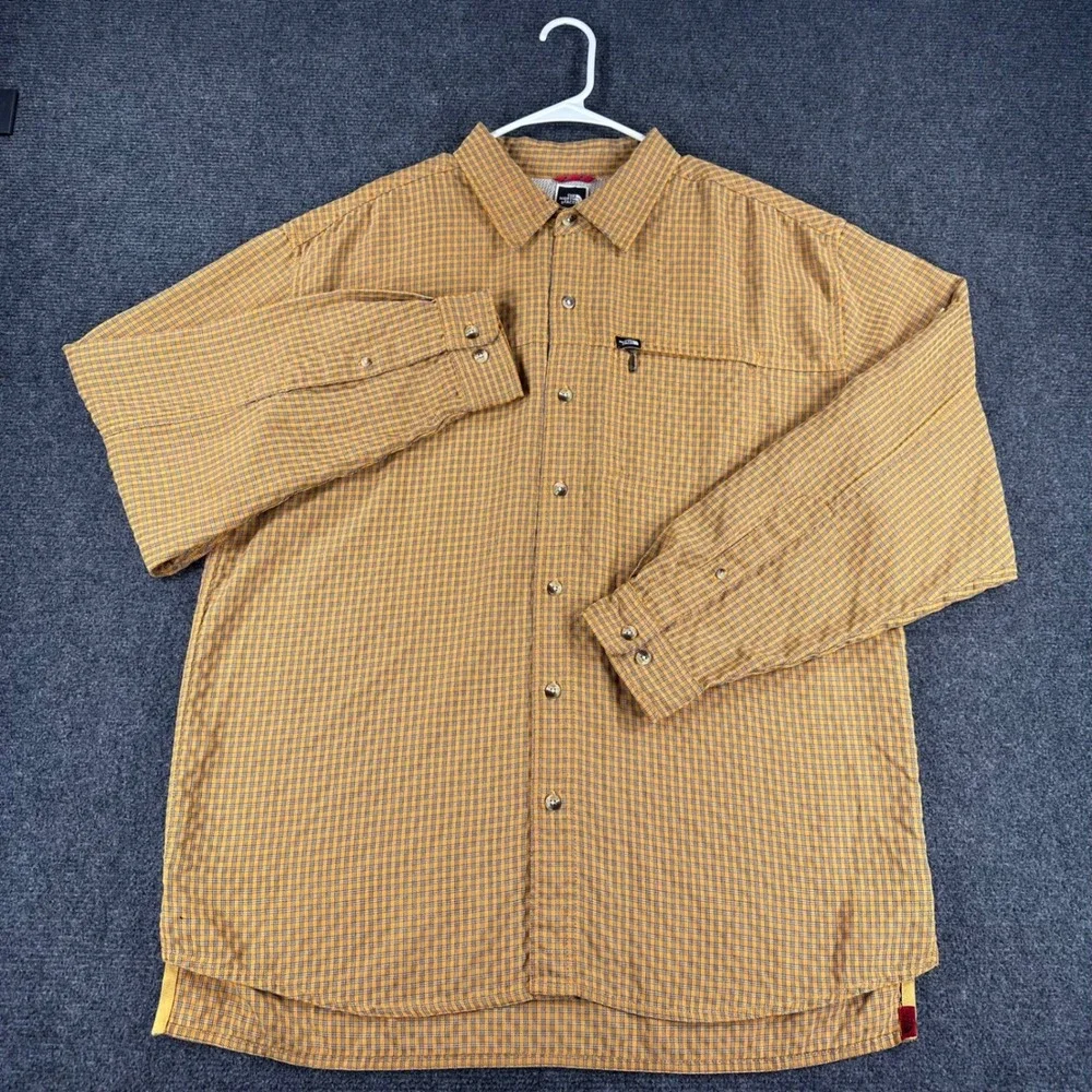The North Face Button Down Mens L Large Yellow Plaid Hiking Long Sleeve Shirt